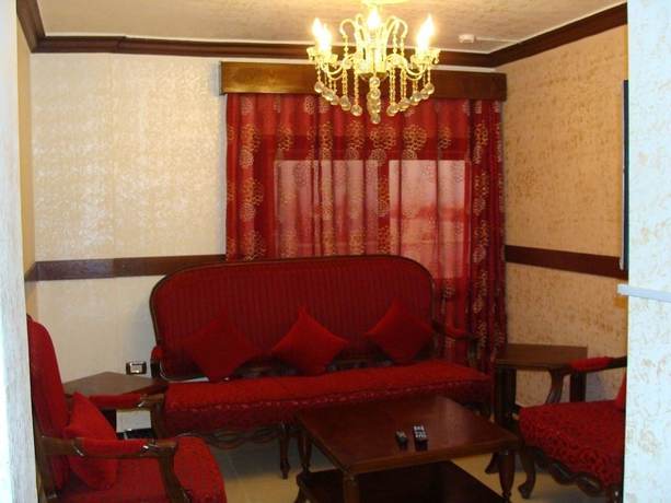 Imagen de la habitación del Hotel Alnahas Plaza. Foto 6
