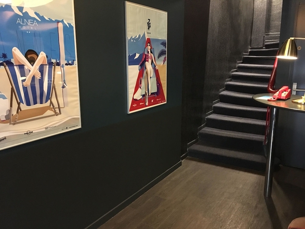 Imagen de los interiores del Hotel Alnea. Foto 18