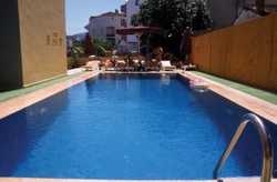 Imagen de la piscina del Hotel Aloe Hotel & Apart. Foto 4
