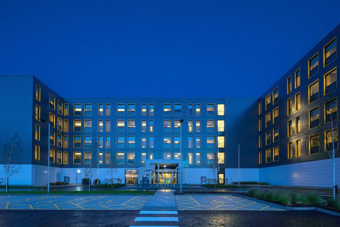 Imagen de los exteriores del Hotel Aloft Aberdeen TECA. Foto 11