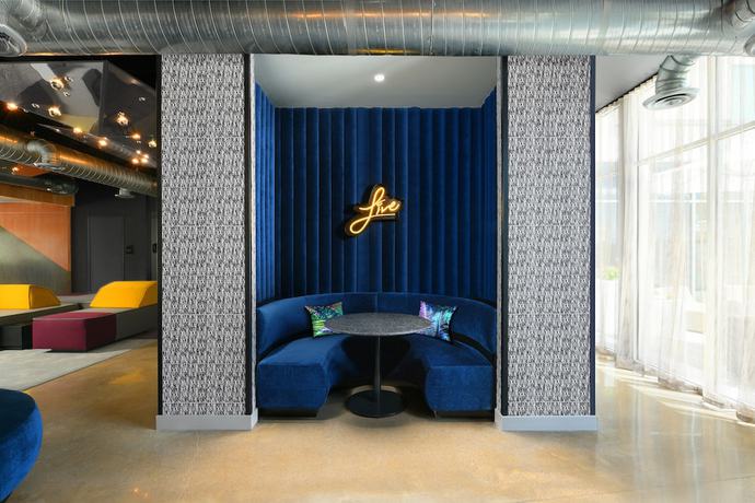 Imagen de los interiores del Hotel Aloft Austin Round Rock. Foto 16