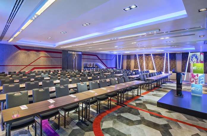 Imagen de los interiores del Hotel Aloft Bangkok Sukhumvit 11. Foto 13