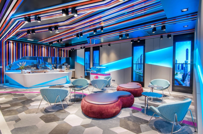 Imagen de los interiores del Hotel Aloft Bangkok Sukhumvit 11. Foto 15