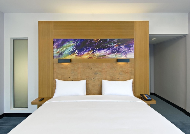 Imagen de la habitación del Hotel Aloft Bengaluru Whitefield. Foto 10