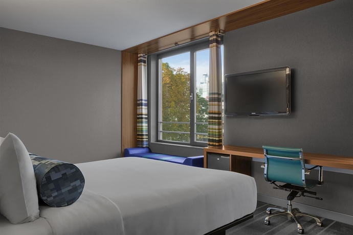 Imagen de la habitación del Hotel Aloft Brussels Schuman. Foto 11