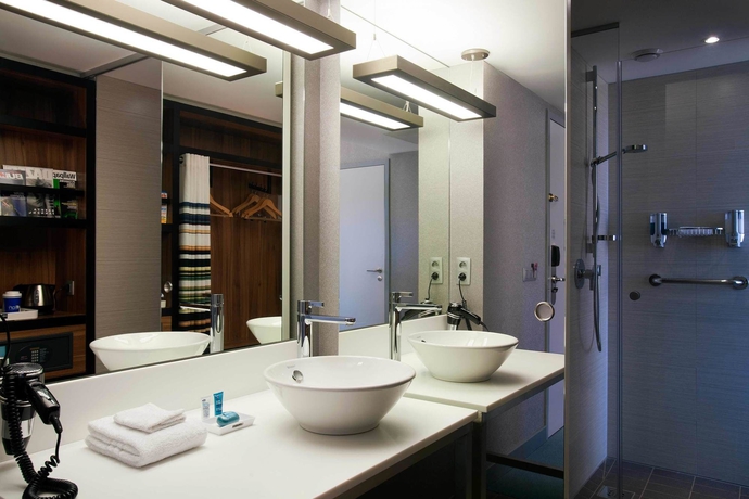 Imagen de la habitación del Hotel Aloft Brussels Schuman. Foto 14