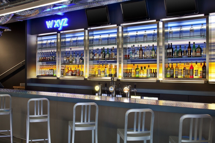 Imagen del bar/restaurante del Hotel Aloft Brussels Schuman. Foto 8