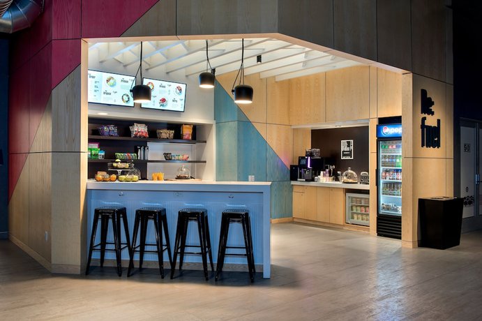 Imagen del bar/restaurante del Hotel Aloft Buffalo Downtown. Foto 4