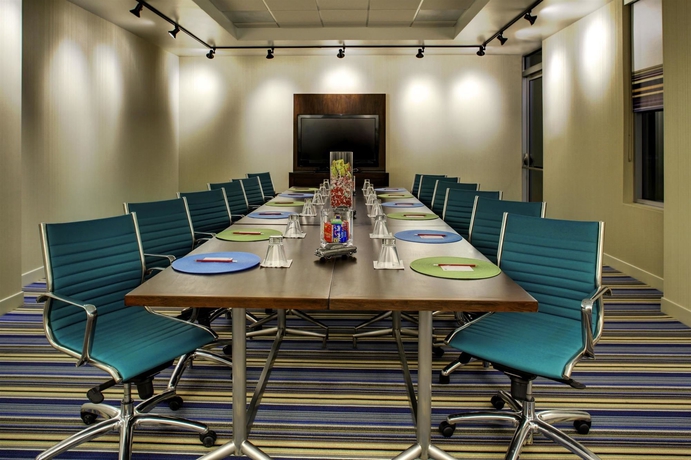 Imagen de los interiores del Hotel Aloft Bwi Baltimore Washington International Airport. Foto 15