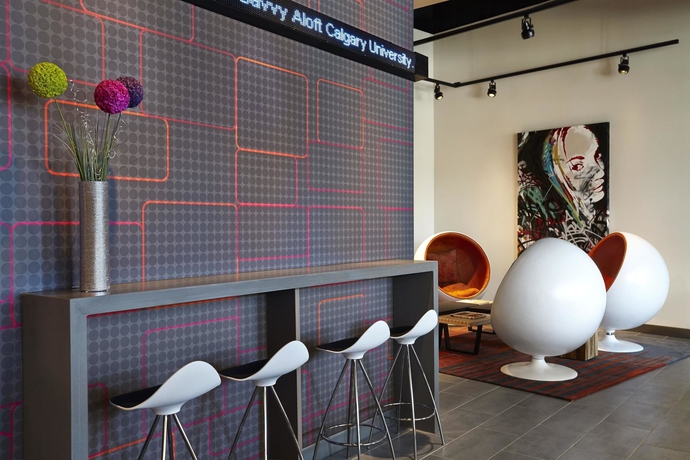 Imagen de los interiores del Hotel Aloft Calgary University. Foto 9