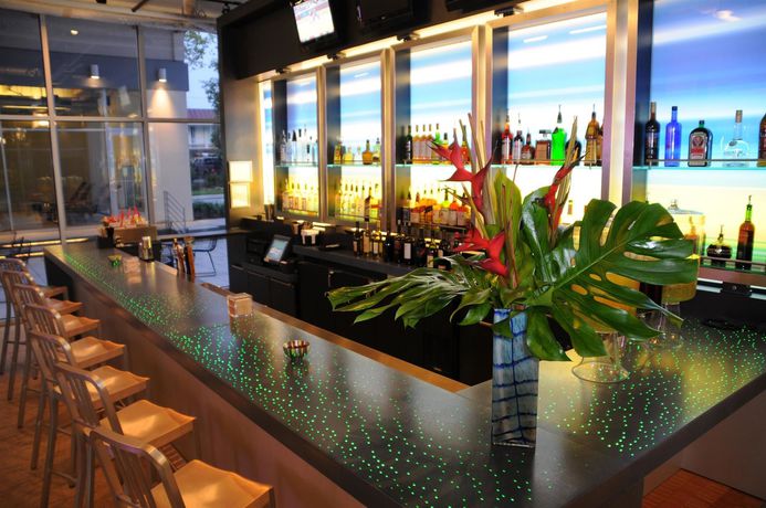 Imagen de los interiores del Hotel Aloft Charleston Airport and Convention Center. Foto 9