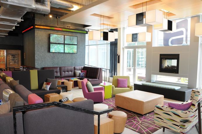 Imagen de los interiores del Hotel Aloft Charleston Airport and Convention Center. Foto 12