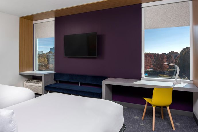 Imagen de la habitación del Hotel Aloft Charlotte Ballantyne. Foto 6