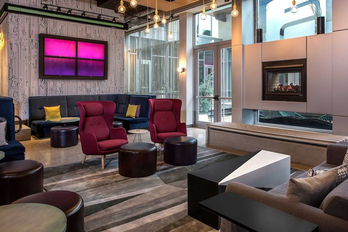 Imagen de los interiores del Hotel Aloft Charlotte Ballantyne. Foto 15