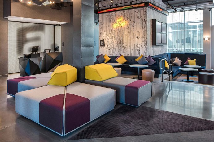 Imagen de los interiores del Hotel Aloft Charlotte Ballantyne. Foto 18