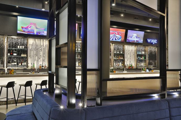 Imagen de los interiores del Hotel Aloft Chicago Mag Mile. Foto 18