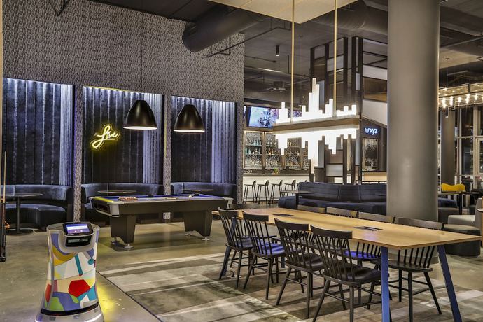 Imagen de los interiores del Hotel Aloft Chicago Mag Mile. Foto 19