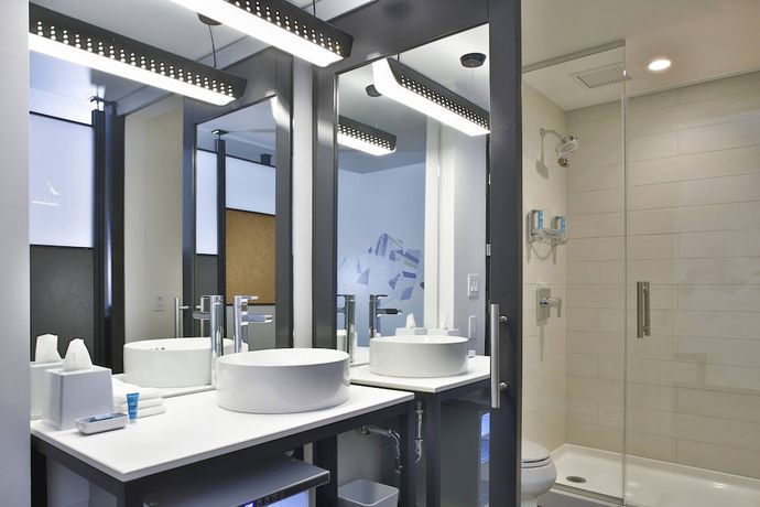 Imagen de la habitación del Hotel Aloft Chicago Mag Mile. Foto 14