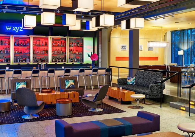 Imagen del bar/restaurante del Hotel Aloft Chicago O'hare. Foto 3