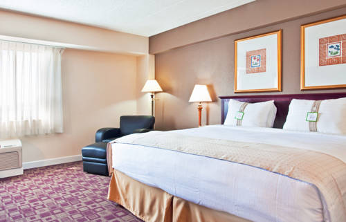 Imagen de la habitación del Hotel Aloft Chicago Schaumburg. Foto 3