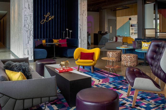 Imagen del bar/restaurante del Hotel Aloft Cincinnati West Chester. Foto 3