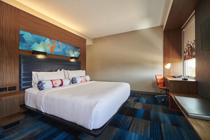 Imagen de la habitación del Hotel Aloft Cleveland Airport. Foto 3