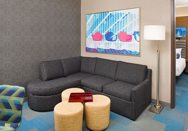 Imagen de la habitación del Hotel Aloft Cleveland Beachwood. Foto 9