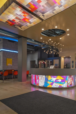 Imagen de los interiores del Hotel Aloft College Station. Foto 17