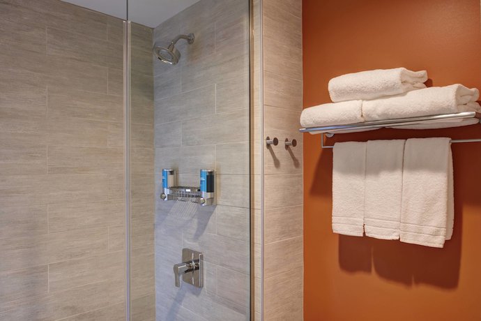 Imagen de la habitación del Hotel Aloft Columbus Westerville. Foto 6