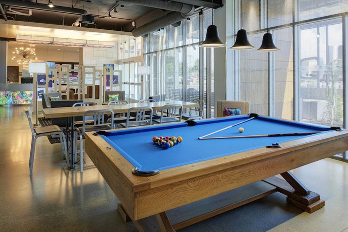 Imagen de los interiores del Hotel Aloft Columbus Westerville. Foto 11