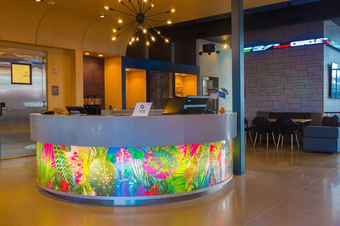 Imagen de los interiores del Hotel Aloft Corpus Christi. Foto 8