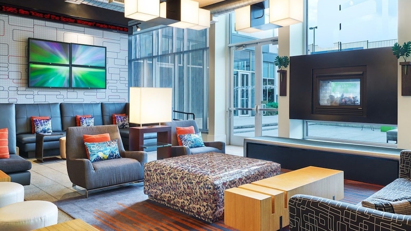 Imagen de los interiores del Hotel Aloft Dallas Arlington Entertainment District. Foto 16