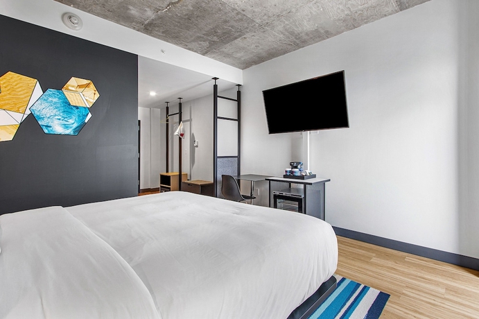 Imagen de la habitación del Hotel Aloft Delray Beach. Foto 11