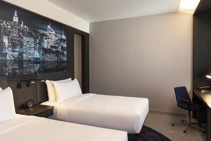 Imagen de la habitación del Hotel Aloft Dubai Creek. Foto 2