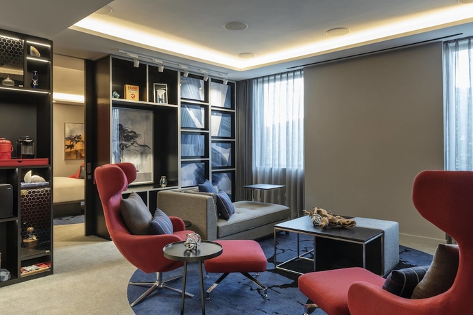 Imagen de la habitación del Hotel Aloft Dubai Creek. Foto 11