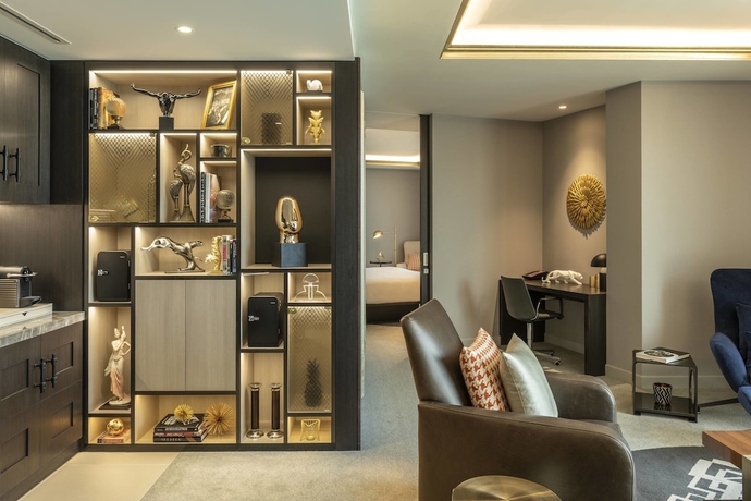 Imagen de la habitación del Hotel Aloft Dubai Creek. Foto 14