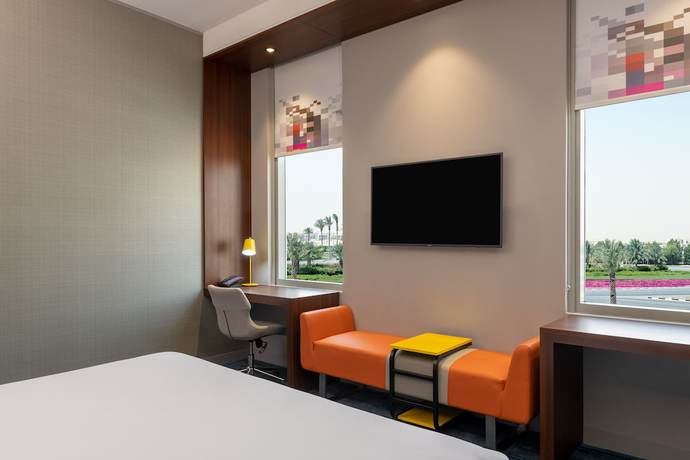 Imagen de la habitación del Hotel Aloft Dubai South. Foto 7