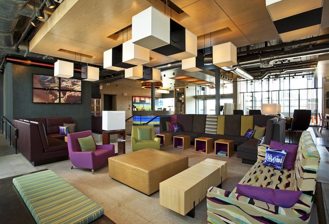 Imagen de los interiores del Hotel Aloft Dulles Airport North. Foto 14