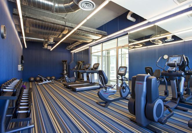 Imagen de los interiores del Hotel Aloft Dulles Airport North. Foto 17