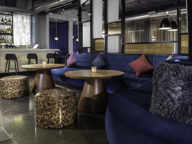 Imagen de los interiores del Hotel Aloft Gainesville University Area. Foto 16