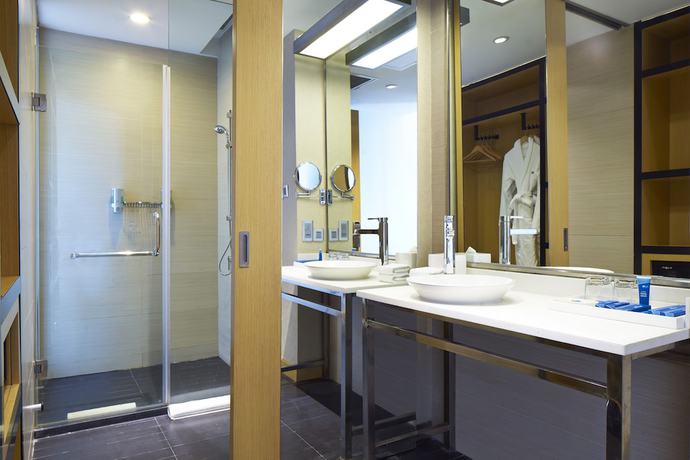 Imagen de la habitación del Hotel Aloft Haiyang. Foto 9