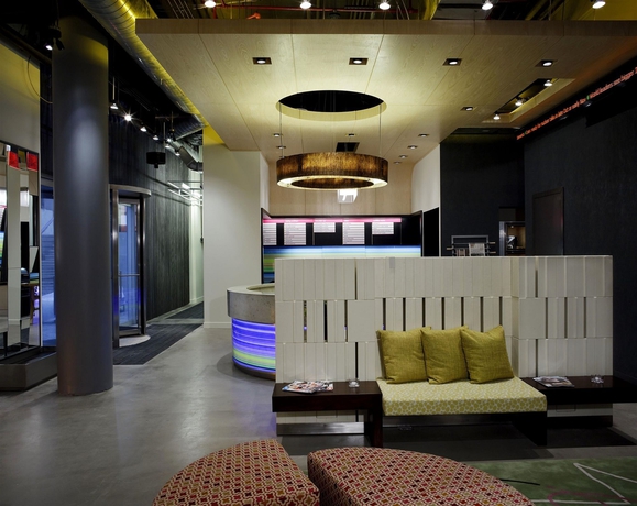 Imagen del bar/restaurante del Hotel Aloft Harlem. Foto 6