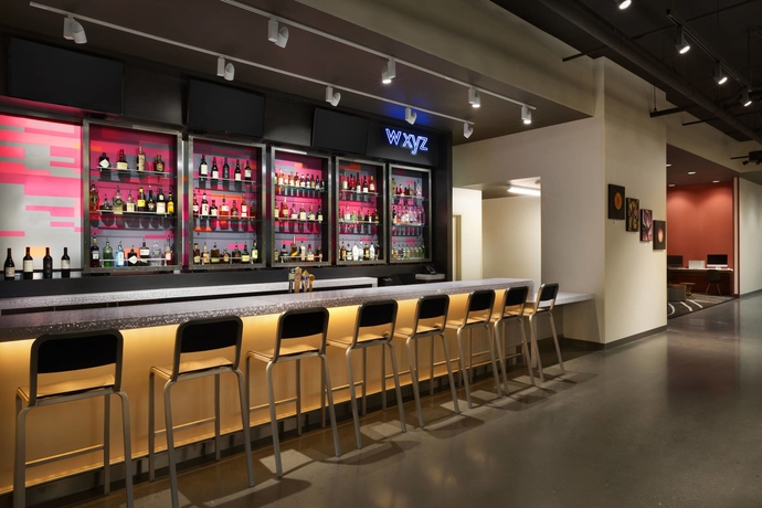 Imagen del bar/restaurante del Hotel Aloft Hillsboro-beaverton. Foto 9