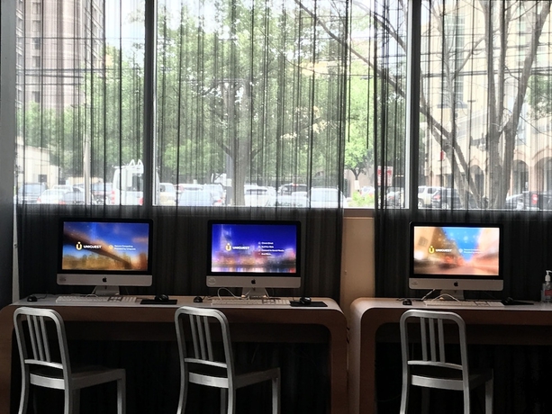 Imagen de los interiores del Hotel Aloft Houston By The Galleria. Foto 15