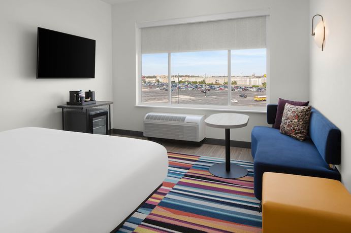 Imagen de la habitación del Hotel Aloft Katy Mills. Foto 5
