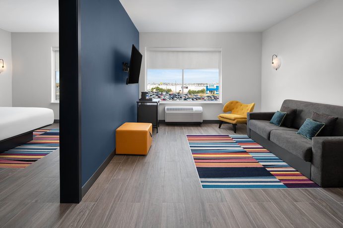 Imagen de la habitación del Hotel Aloft Katy Mills. Foto 6