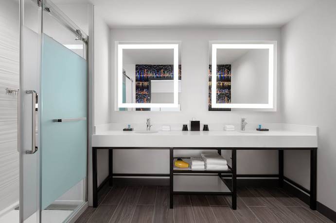 Imagen de la habitación del Hotel Aloft Katy Mills. Foto 7