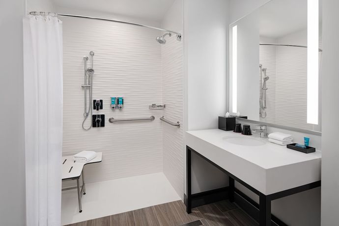 Imagen de la habitación del Hotel Aloft Katy Mills. Foto 10