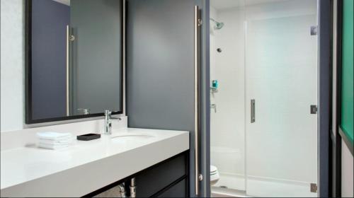 Imagen de la habitación del Hotel Aloft Knoxville West. Foto 8