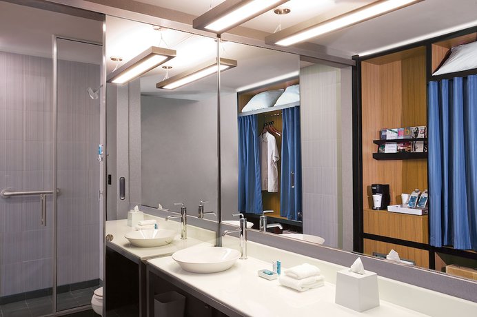 Imagen de la habitación del Hotel Aloft Las Colinas. Foto 10